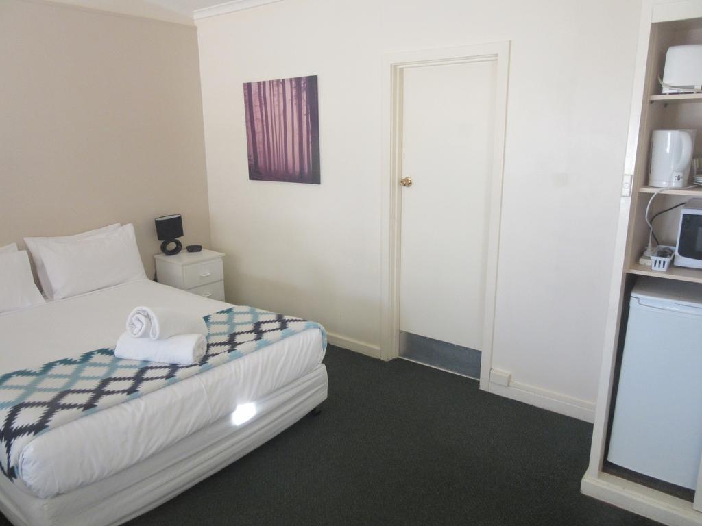 Abel Tasman Airport Motor Inn Launceston Zewnętrze zdjęcie